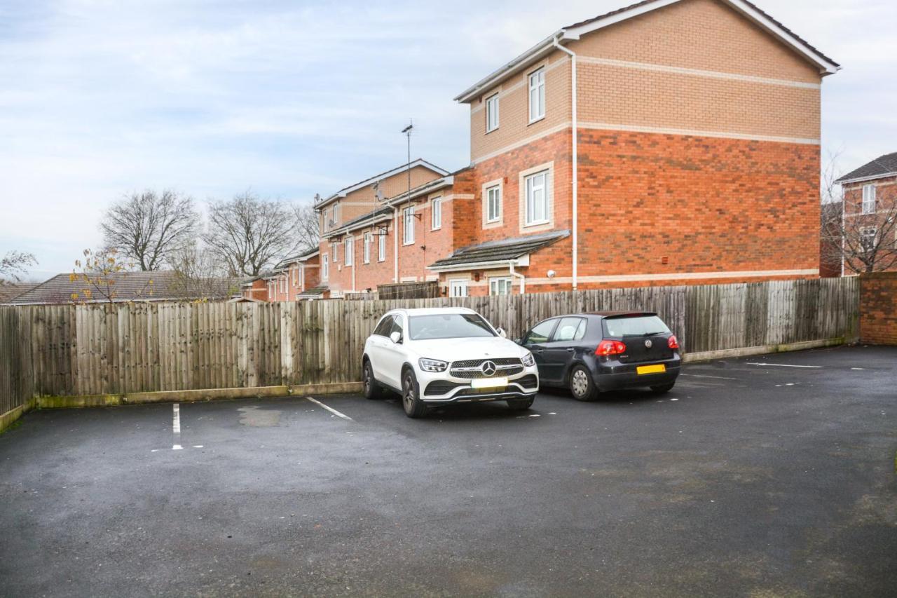 Birmingham, Modern 2 Bedroom, Free Parking Spaces, Free Wi-Fi And Netflix Екстериор снимка